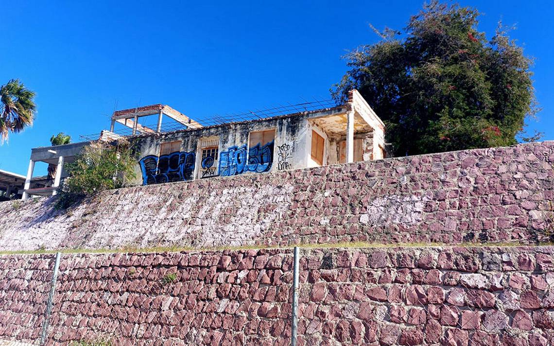 La famosa casa abandonada del Malecón de La Paz - El Sudcaliforniano |  Noticias Locales, Policiacas, sobre México, Baja California Sur y el Mundo