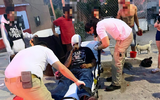 Tras la agresión sangraba mucho de la cabeza, fue llevado al hospital Salvatierra para su atención. Foto: Cortesía | Policía Municipal