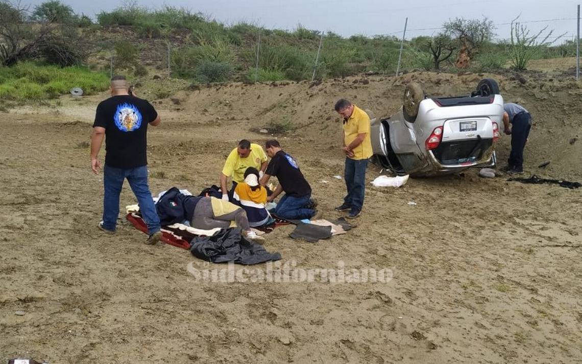 Volcadura deja 5 personas lesionadas en tramo La Paz - Cd. Constitución - El Sudcaliforniano